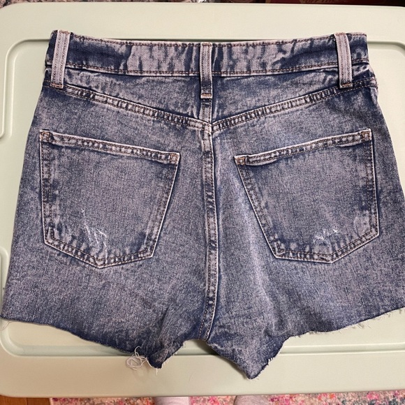 High Rise Cut Offs - Picture 3 of 4